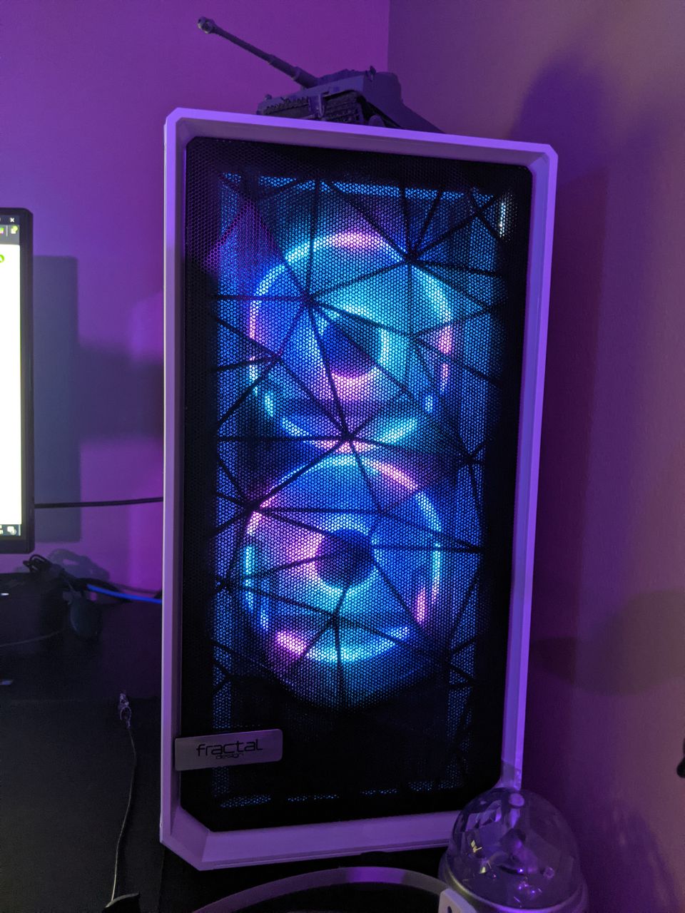 The VFIO adventure... My wondering into the world of Virtual Machine Gaming... (Introduction)